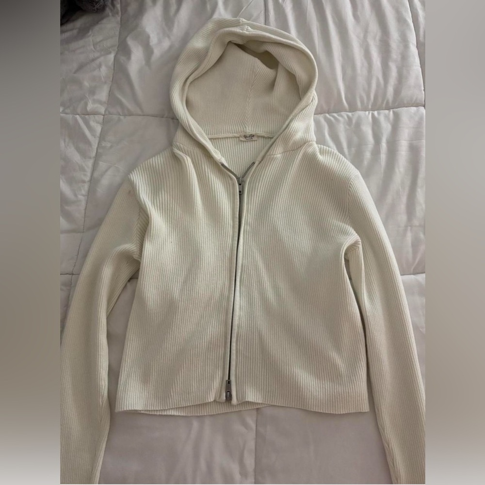 Brandy Melville Off-White Ribbed Hoodie